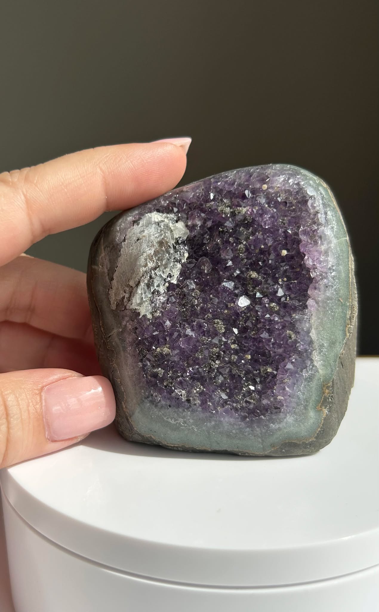 Druzy Amethyst Geode Natural Crystal Cluster Sparkling Purple Home Decor Gift for Meditation Reiki Bedroom Office Display Collector Piece