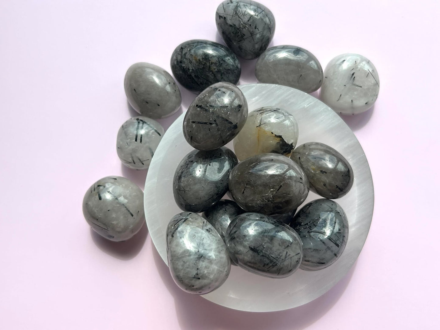 Rainbow Moonstone Tumble Crystal Polished Pocket Stone Iridescent Gem Home Decor Gift for Meditation Healers Teachers Students Bedroom Altar Display Piece