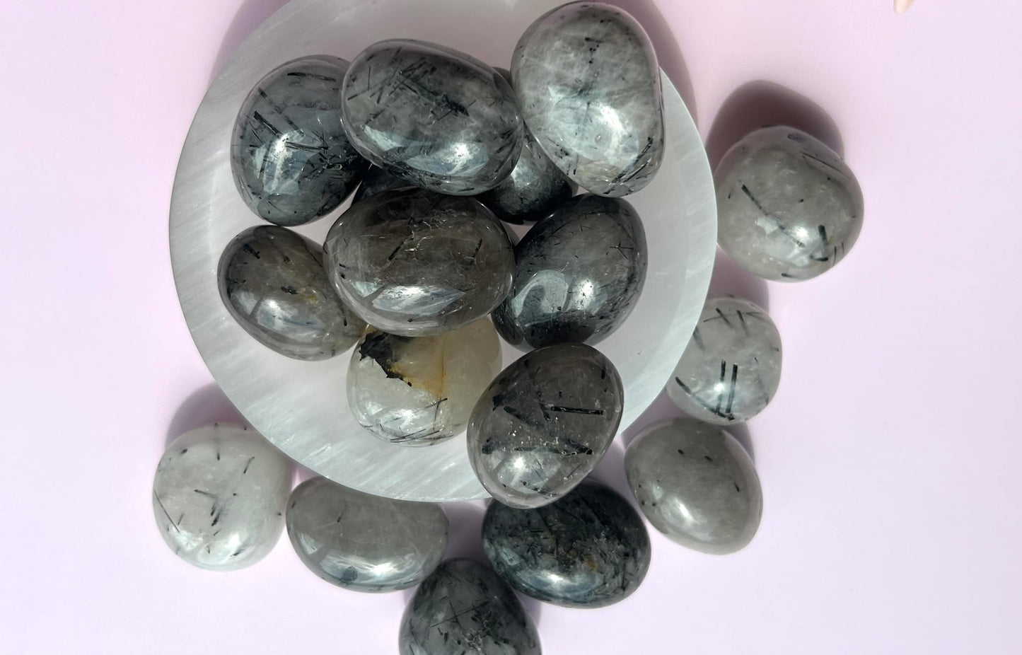 Rainbow Moonstone Tumble Crystal Polished Pocket Stone Iridescent Gem Home Decor Gift for Meditation Healers Teachers Students Bedroom Altar Display Piece