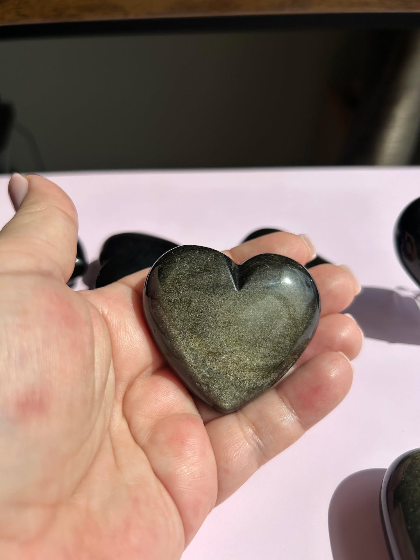 Gold Black Obsidian Carved Heart Polished Stone Figurine Unique Crystal Home Decor Gift for Nature Lover Office Desk Bedroom Altar Display Piece Anniversary Gift