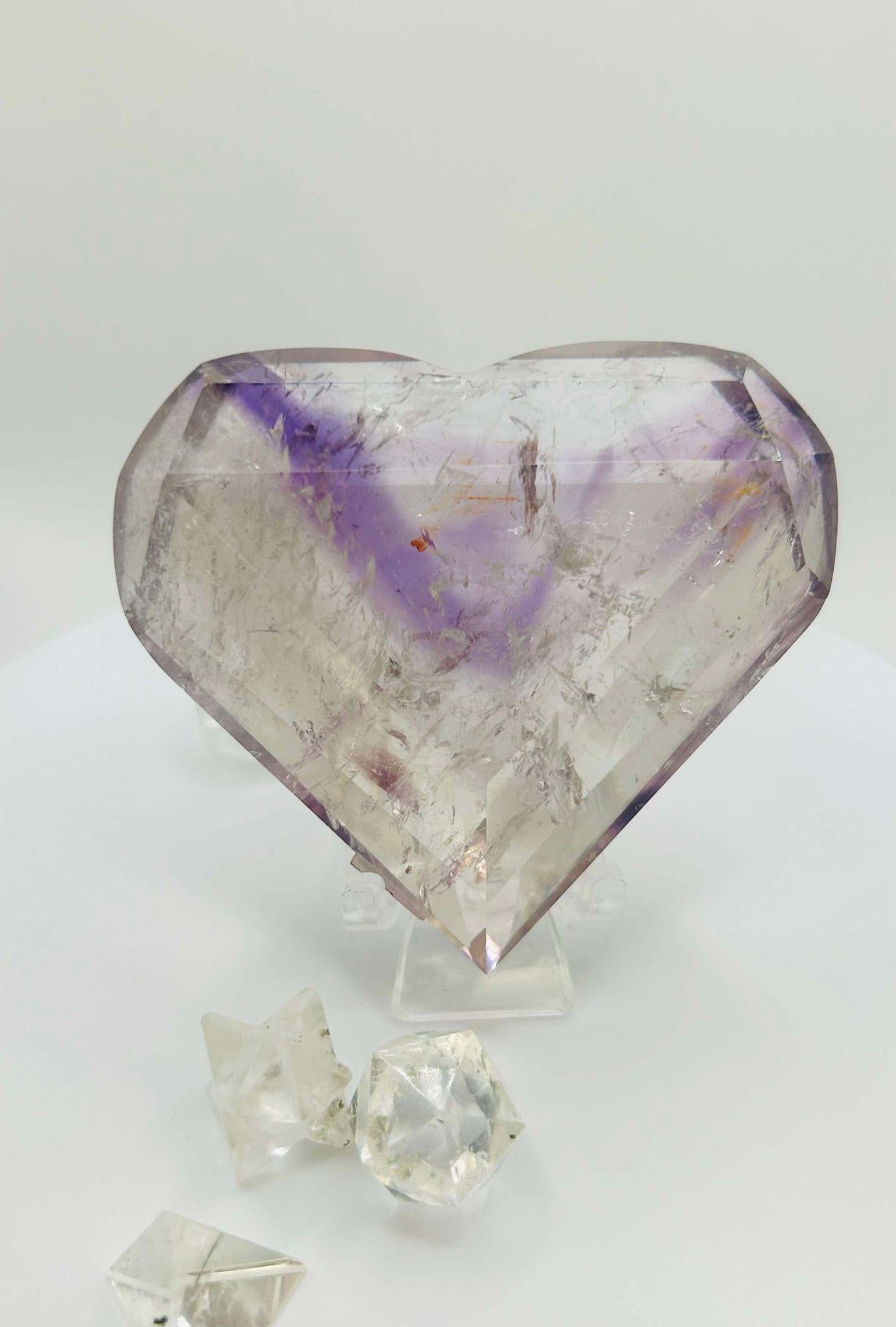 Amethyst Panthom Heart Crystal Crown Chakra Meditation Altar Room Decor Crystal Anniversary Gift February Birthday Crystal Best Friend Gift