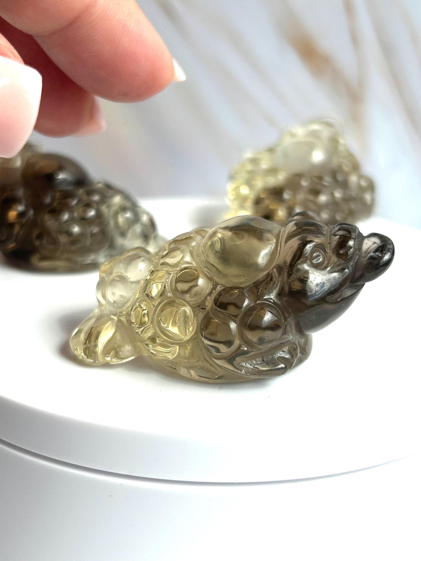 Money Toad Citrine Carving Polished Stone Golden Decorative Accent Home Decor Gift New Job New Work Office Desk Altar Feng Shui November