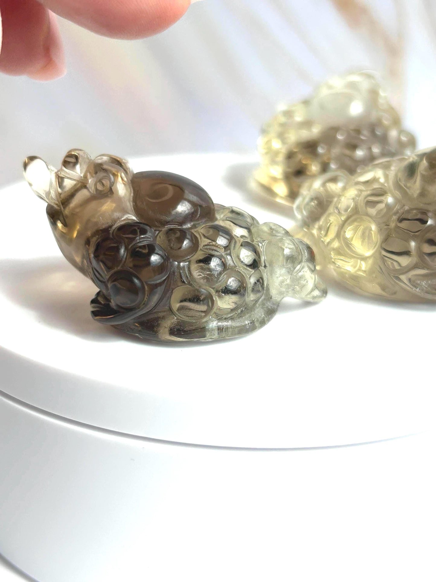 Money Toad Citrine Carving Polished Stone Golden Decorative Accent Home Decor Gift New Job New Work Office Desk Altar Feng Shui November