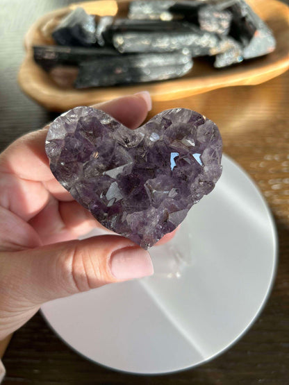 Amethyst Heart Cluster Crown Chakra Meditation Feng Shui Crystal Anniversary Gift February Birthday Crystal Best Friend Mom to be Wife Gift