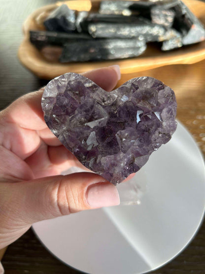 Amethyst Heart Cluster Crown Chakra Meditation Feng Shui Crystal Anniversary Gift February Birthday Crystal Best Friend Mom to be Wife Gift