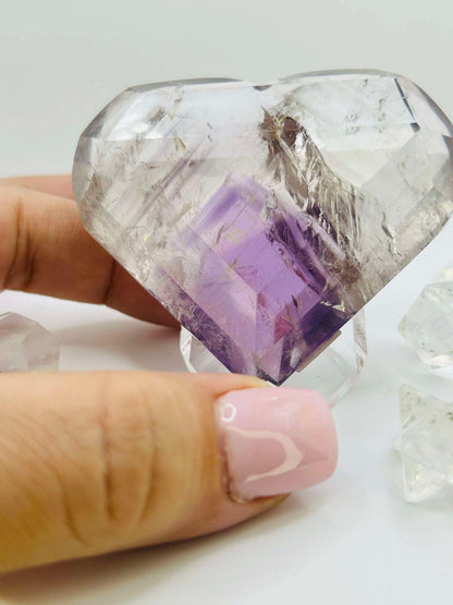 Amethyst Panthom Heart Crystal Crown Chakra Meditation Altar Room Decor Crystal Anniversary Gift February Birthday Crystal Best Friend Gift