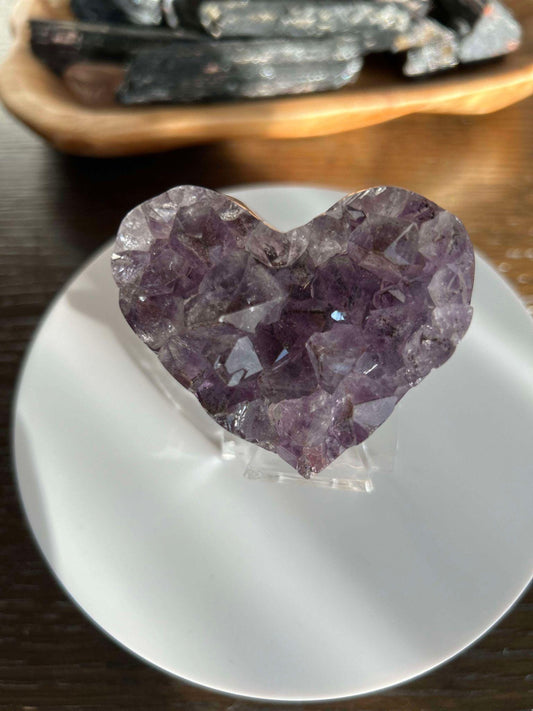 Amethyst Heart Cluster Crown Chakra Meditation Feng Shui Crystal Anniversary Gift February Birthday Crystal Best Friend Mom to be Wife Gift