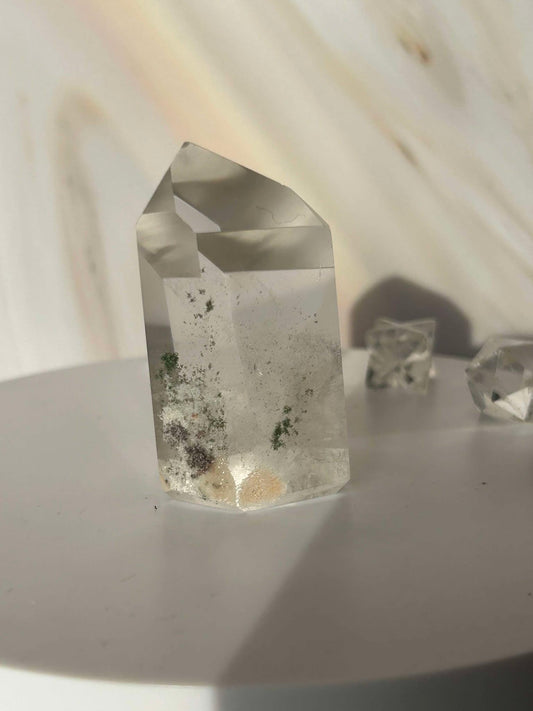 Garden Quartz Lodilite Point Crystal Meditation Crown Root Chakra Altar Decor Stone Nature Inspired Gift Nature Lover Gift Scorpio Gift