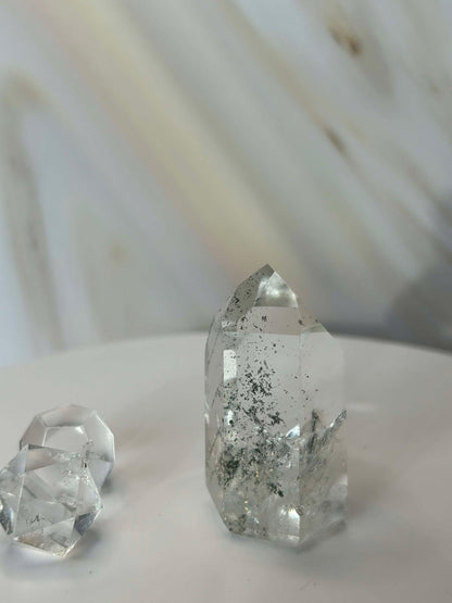 Garden Quartz Lodilite Point Crystal Meditation Crown Root Chakra Altar Decor Stone Nature Inspired Gift Nature Lover Gift Scorpio Gift