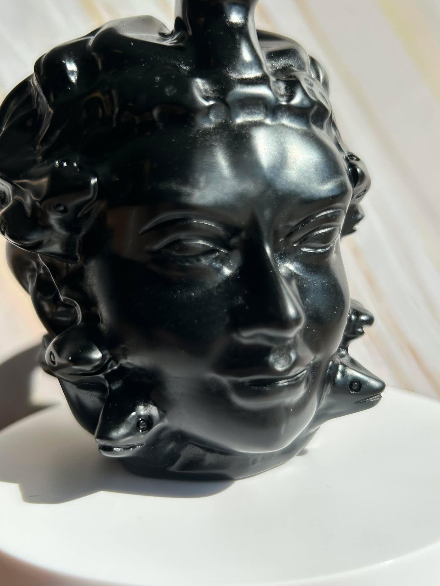 Medusa Black Obsidian Carved Head Statue Home Decor Collectible Shelf Display Unique Gift for Art Lovers Mythology Fans Desk Accent