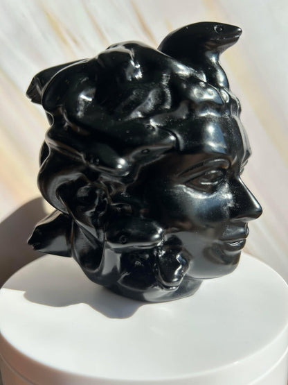 Medusa Black Obsidian Carved Head Statue Home Decor Collectible Shelf Display Unique Gift for Art Lovers Mythology Fans Desk Accent