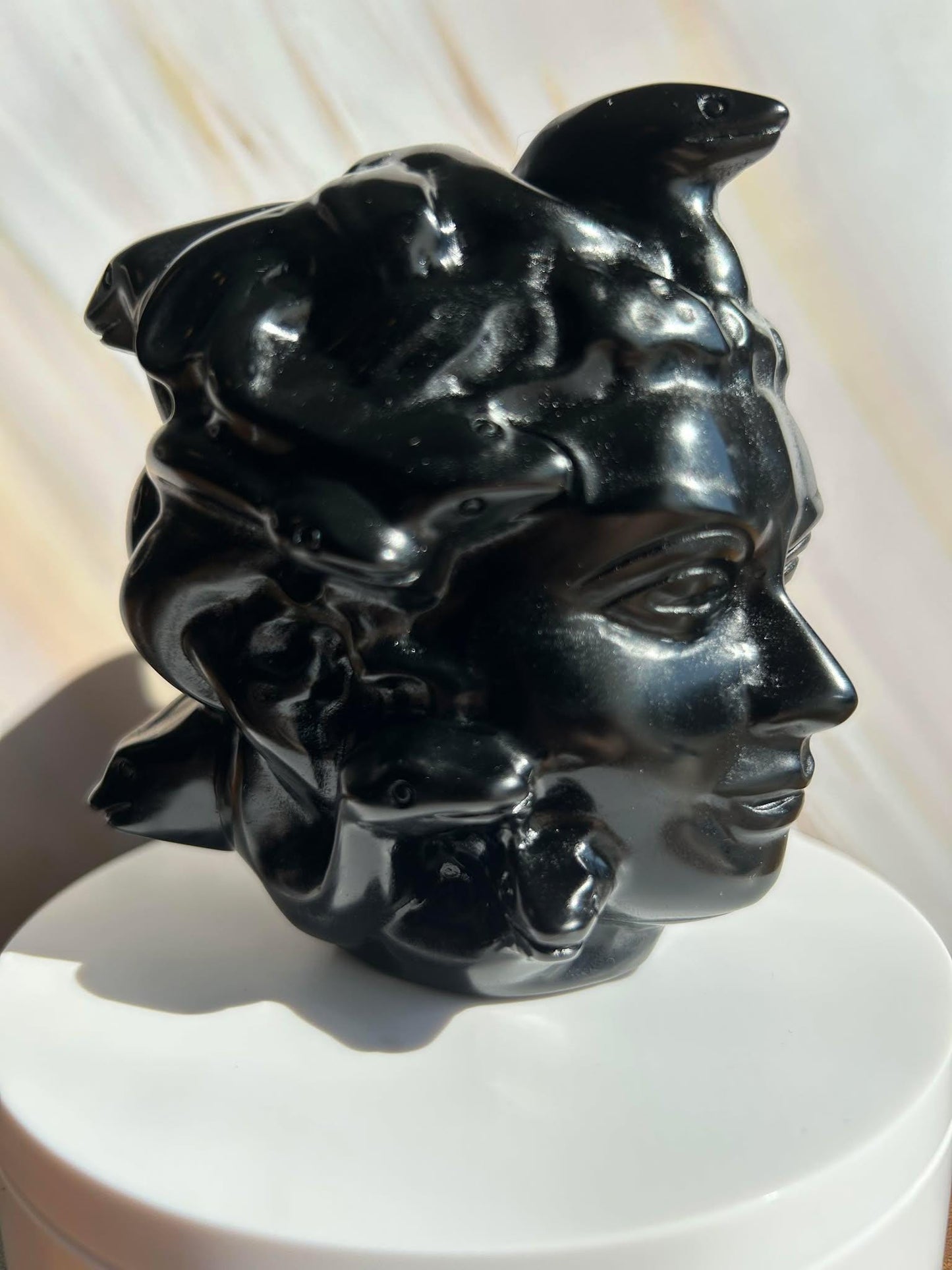 Medusa Black Obsidian Carved Head Statue Home Decor Collectible Shelf Display Unique Gift for Art Lovers Mythology Fans Desk Accent