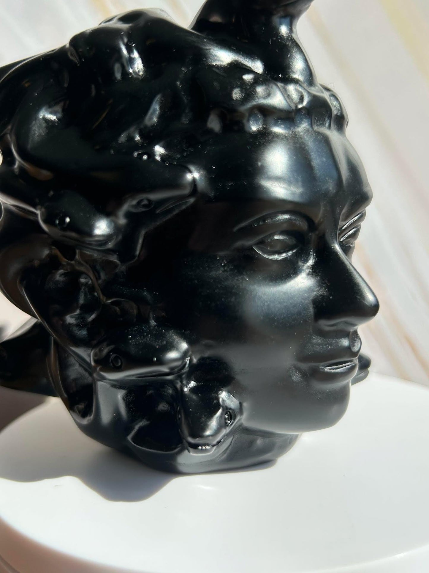 Medusa Black Obsidian Carved Head Statue Home Decor Collectible Shelf Display Unique Gift for Art Lovers Mythology Fans Desk Accent