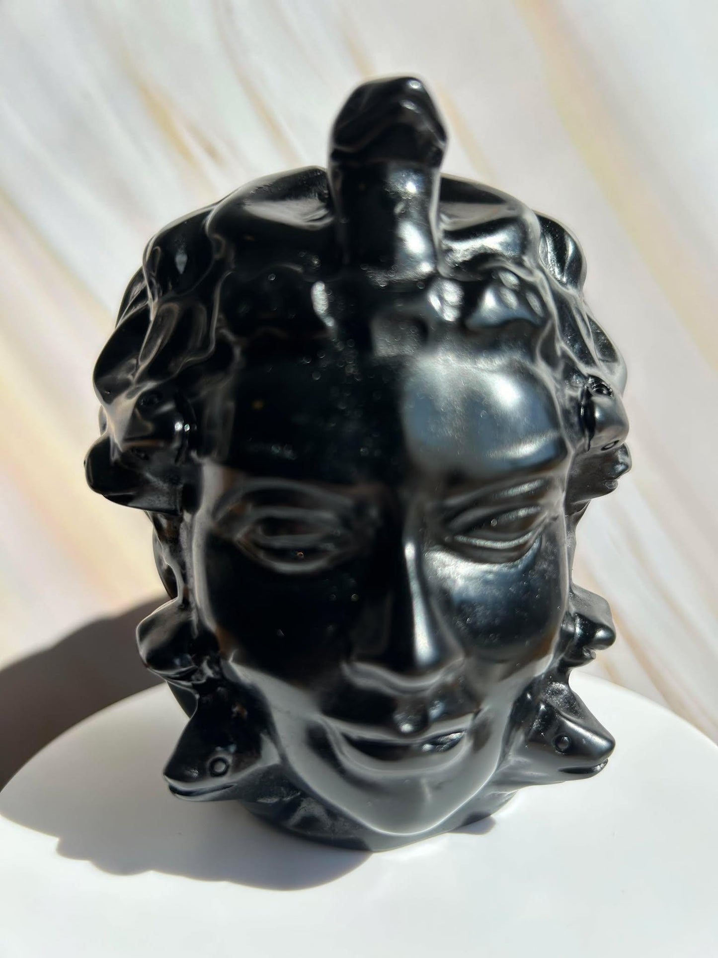 Medusa Black Obsidian Carved Head Statue Home Decor Collectible Shelf Display Unique Gift for Art Lovers Mythology Fans Desk Accent