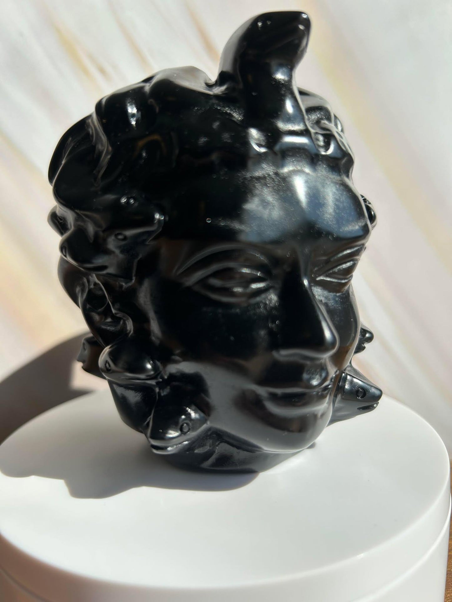 Medusa Black Obsidian Carved Head Statue Home Decor Collectible Shelf Display Unique Gift for Art Lovers Mythology Fans Desk Accent