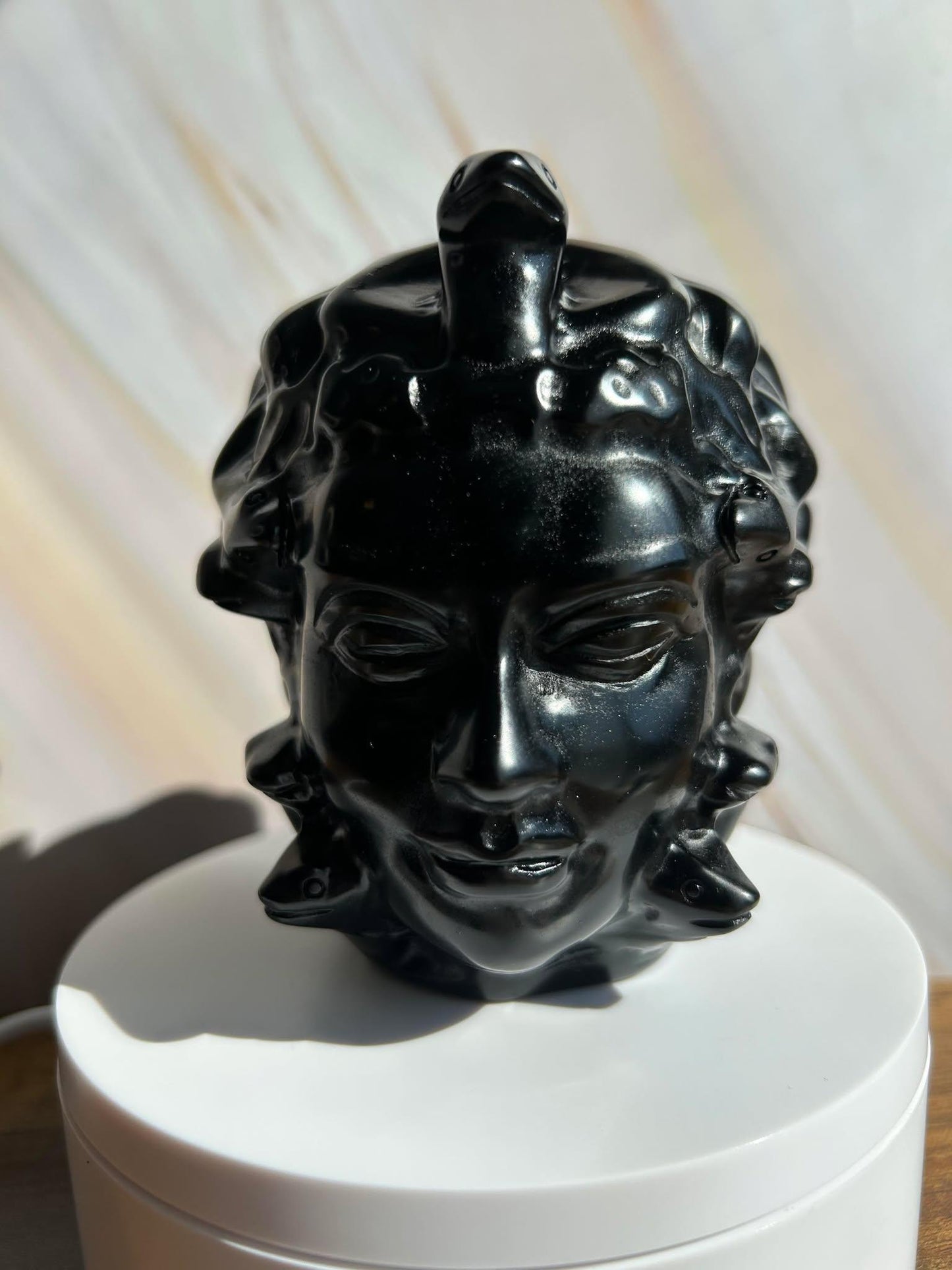 Medusa Black Obsidian Carved Head Statue Home Decor Collectible Shelf Display Unique Gift for Art Lovers Mythology Fans Desk Accent
